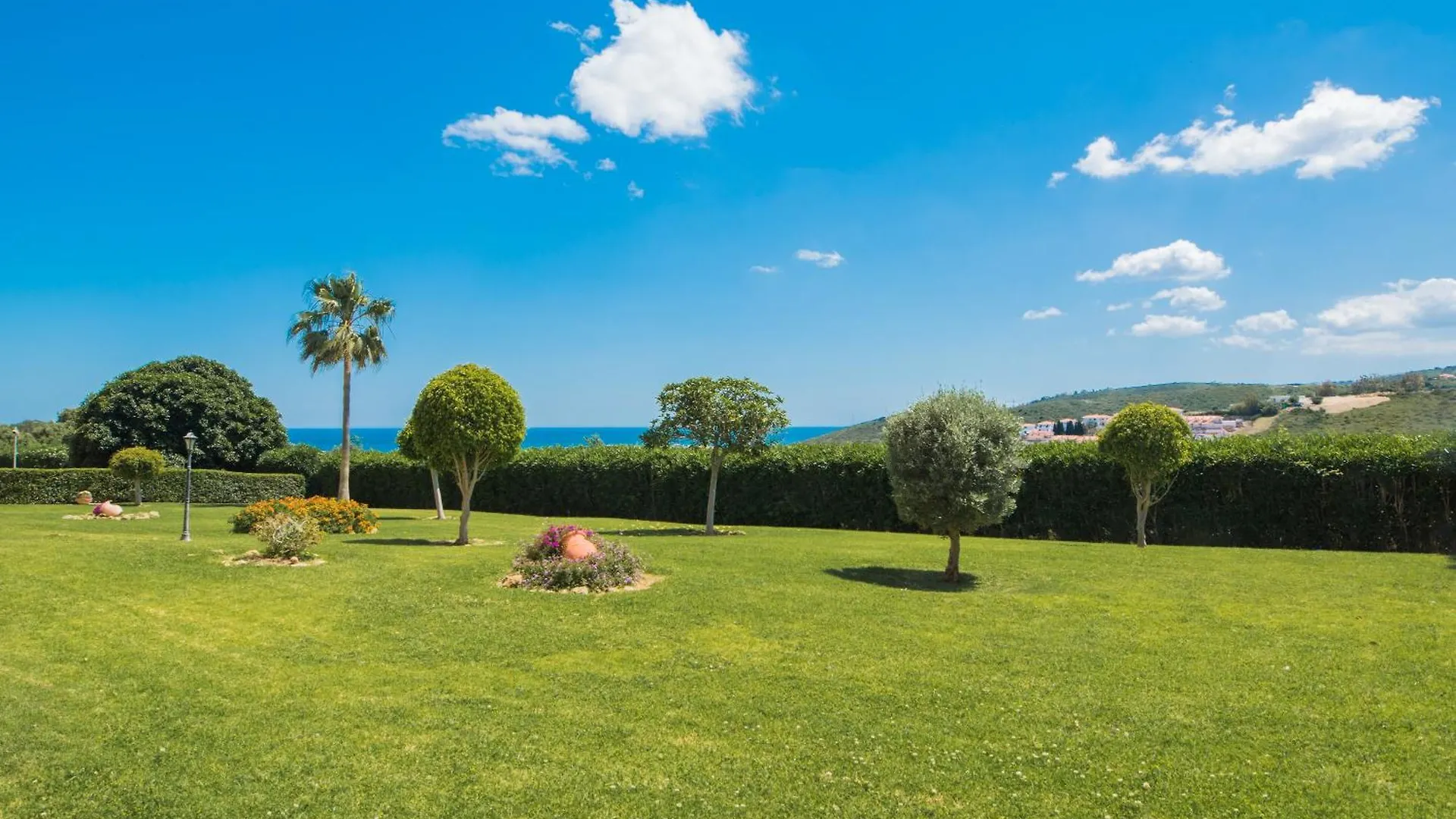 Valga Peaceful Retreat With Sea View Apartment Manilva